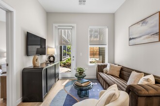 Alta French Hill in Marlborough, MA - Building Photo - Building Photo