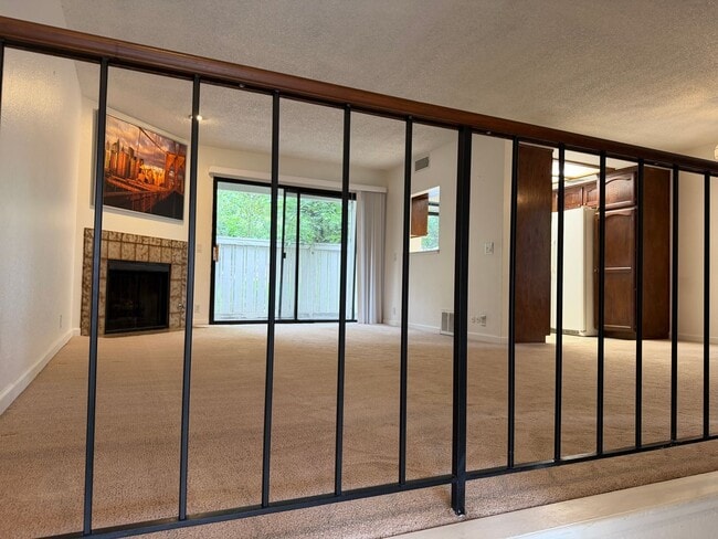 7806 Wren Ln in Citrus Heights, CA - Building Photo - Building Photo