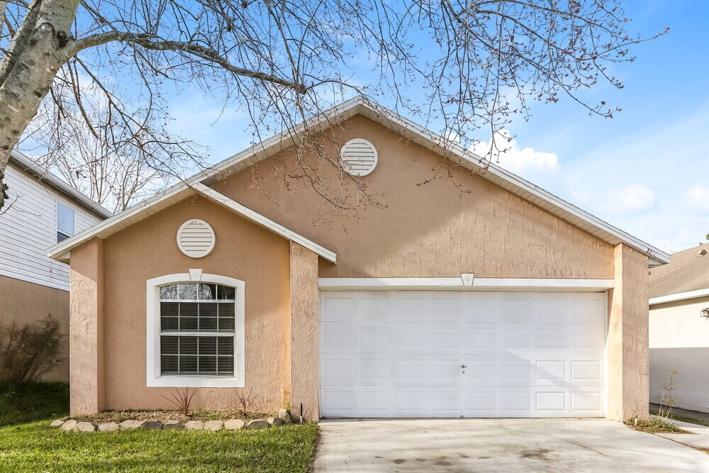 3366 Talisman Drive in Middleburg, FL - Building Photo