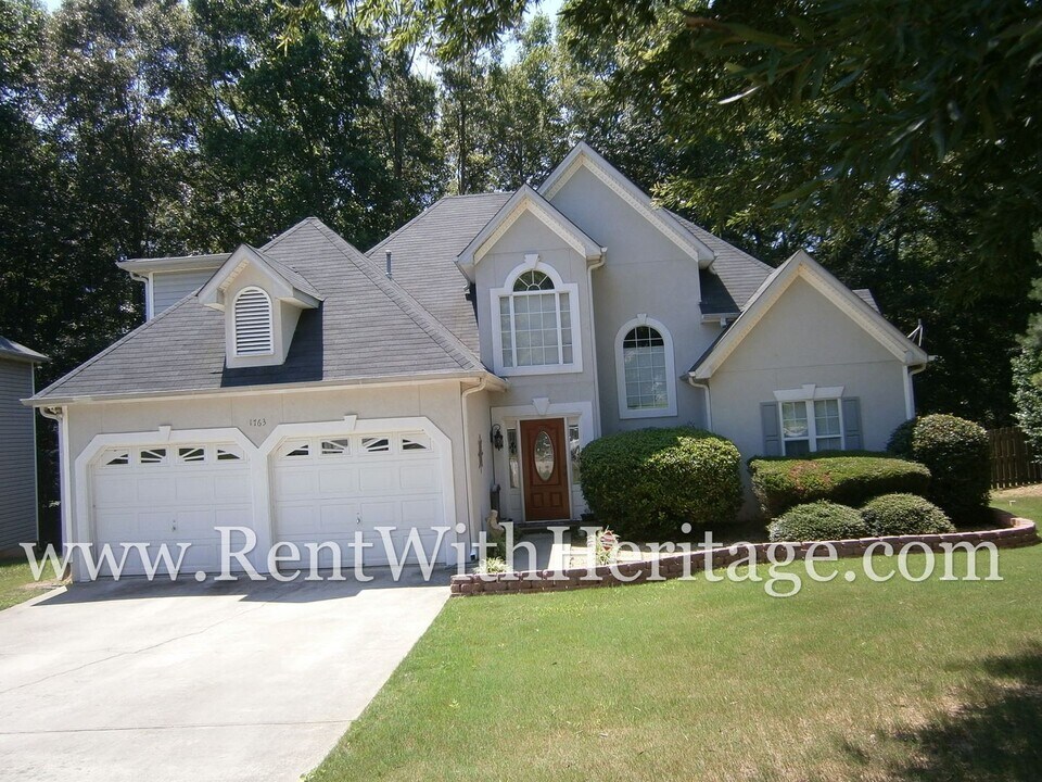 1763 Silver Way in Lithia Springs, GA - Building Photo