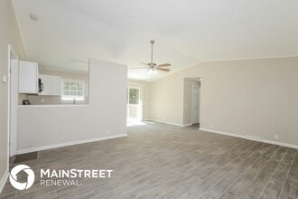 712 Pembelton Ct in Lithonia, GA - Building Photo - Building Photo