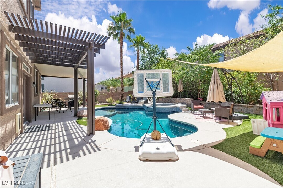 3467 Arcata Point Ave in Las Vegas, NV - Building Photo