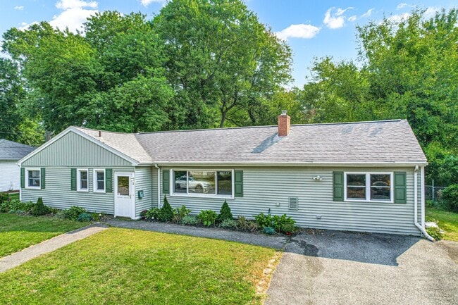property at 8 Millbrook Rd