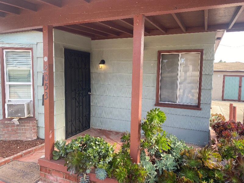 2053 El Dora St-Unit -Front House in Lemon Grove, CA - Building Photo