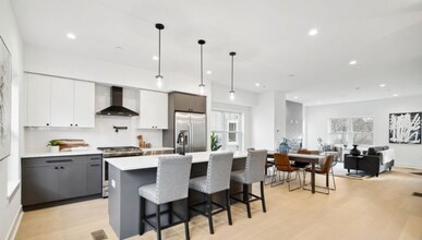 9522 Golfview Ln in Philadelphia, PA - Building Photo - Building Photo