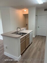 11510 Villa Grand in Ft. Myers, FL - Foto de edificio - Building Photo