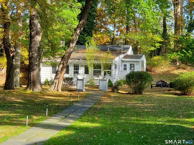 property at 44 Roseville Rd