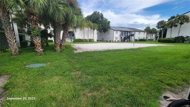 4111 S Semoran Blvd in Orlando, FL - Building Photo - Building Photo