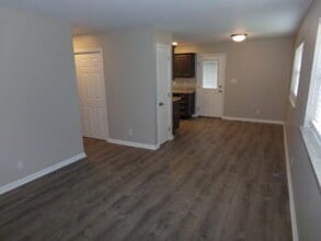 4901 Tanglewood Dr in Evansville, IN - Building Photo - Building Photo
