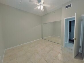 275 1st St S, Unit 702 in Jacksonville Beach, FL - Building Photo - Building Photo