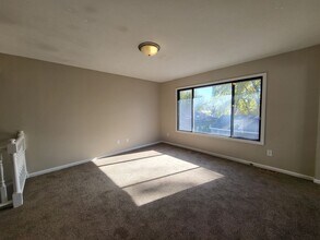 4223 Leyden Ave in Des Moines, IA - Building Photo - Building Photo