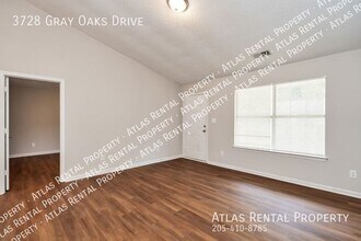 3728 Gray Oaks Dr in Bessemer, AL - Building Photo - Building Photo
