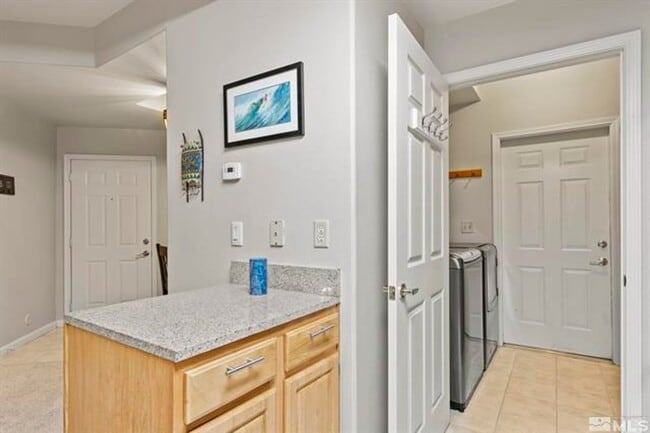 900 South Mdws in Reno, NV - Building Photo - Building Photo