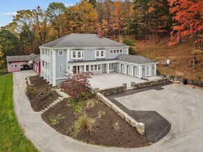244 S Mount Airy Rd in Croton-on-Hudson, NY - Building Photo - Building Photo