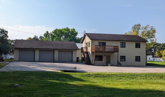 1919 4th Ave, Unit 1 in Mankato, MN - Building Photo - Building Photo