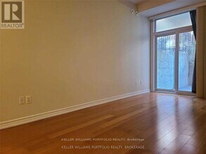 1496 Victoria Park Ave in Toronto, ON - Building Photo - Building Photo