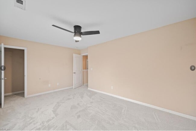 1112 Sir Gawaine Dr in Chesapeake, VA - Building Photo - Building Photo