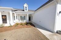 232 Royal Oaks Dr in Pike Road, AL - Foto de edificio - Building Photo