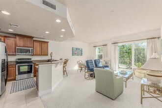 12631 SE Old Cypress Dr in Hobe Sound, FL - Building Photo - Building Photo