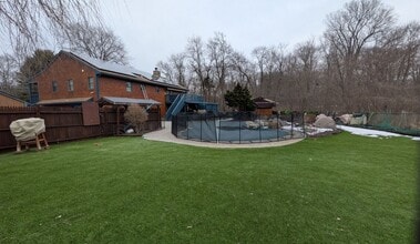 421 Oakhill Ave in Attleboro, MA - Building Photo - Building Photo