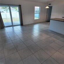 2817 NW 21st Ave in Cape Coral, FL - Building Photo - Building Photo