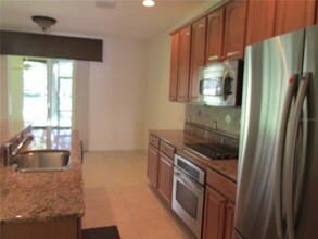 8244 Vía Vivaldi in Orlando, FL - Building Photo - Building Photo