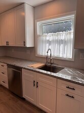 316 Plum St in Lake In The Hills, IL - Foto de edificio - Building Photo