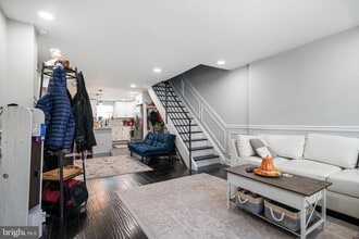 912 Cantrell St in Philadelphia, PA - Building Photo - Building Photo