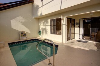 508 Sea Oats Dr in Juno Beach, FL - Building Photo - Building Photo