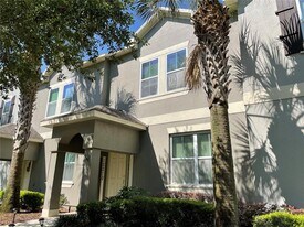 12210 Langstaff Dr in Windermere, FL - Building Photo