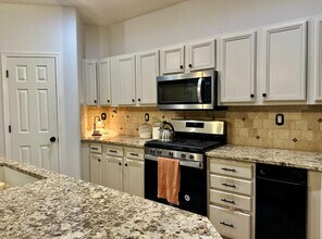 10215 Marin Dr NW in Albuquerque, NM - Building Photo - Building Photo
