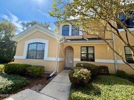 1911 Vista Cove Rd in St. Augustine, FL - Building Photo