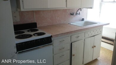 334 S 5th Ave in Pocatello, ID - Building Photo - Building Photo