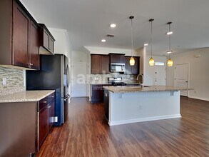 509 Wayton Cir in Moncks Corner, SC - Building Photo - Building Photo