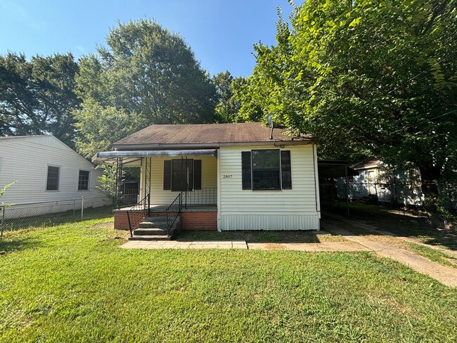 property at 2807 Morningside Dr