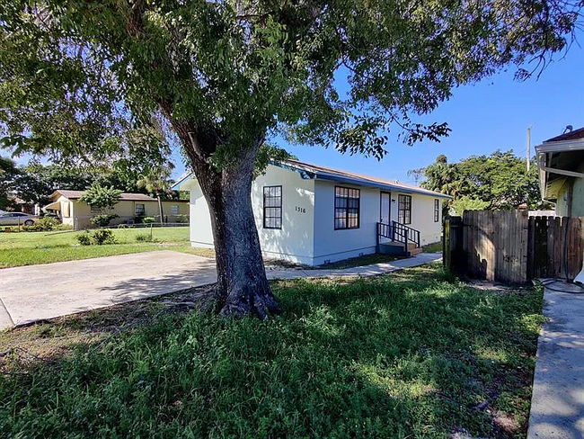 property at 1316 W 32nd St