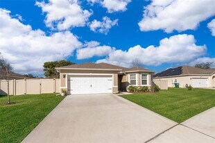 834 Baylor Dr in Deltona, FL - Building Photo