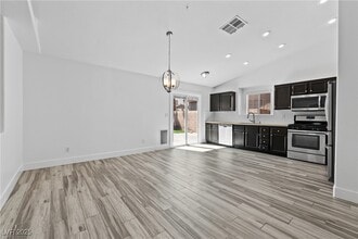 2117 Marathon Keys Ave in North Las Vegas, NV - Building Photo - Building Photo