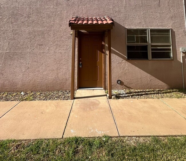 313 Innsdale Terrace in Clovis, NM - Building Photo - Building Photo