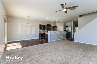 38137 La Paz St in Maricopa, AZ - Foto de edificio - Building Photo