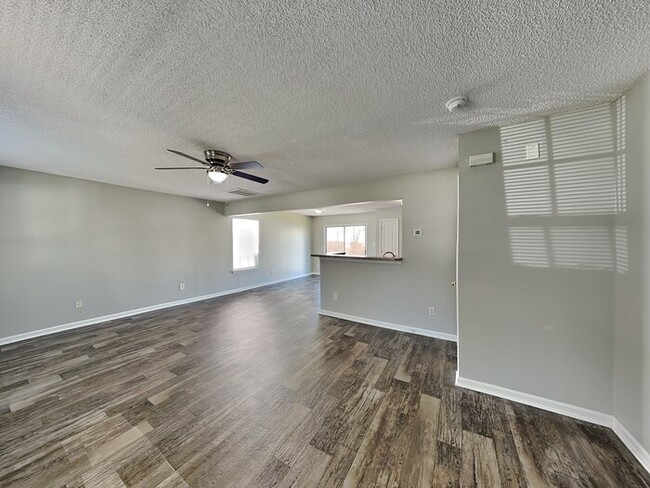 11328 Red Finch Ln, Unit 208 in Charlotte, NC - Building Photo - Building Photo