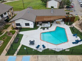 The Village Residences in Denton, TX - Building Photo