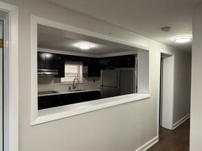 9533 Schiller Blvd in Franklin Park, IL - Building Photo - Building Photo