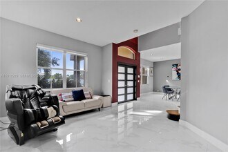 15841 SW 61st St in Davie, FL - Building Photo - Building Photo