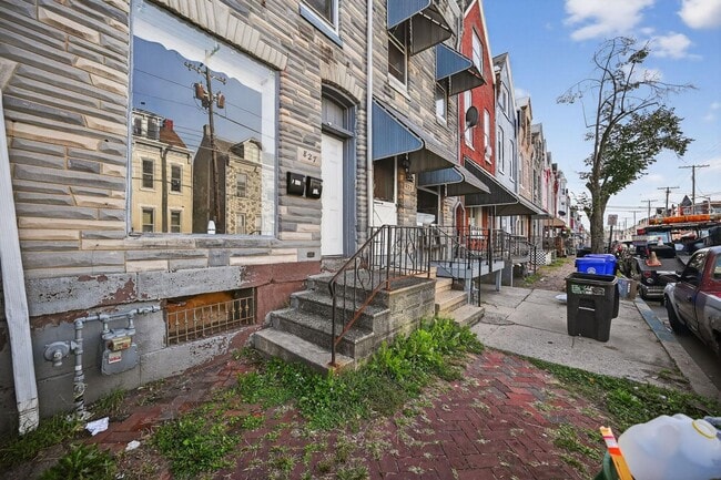 827 N 10th St in Reading, PA - Building Photo - Building Photo