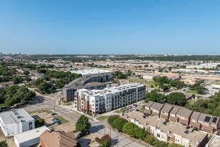 Park on 14th in Plano, TX - Building Photo