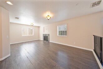 3072 Parkway Cir in El Monte, CA - Building Photo - Building Photo