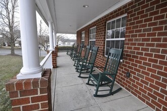 Park View at Woodlawn in Gwynn Oak, MD - Foto de edificio - Building Photo