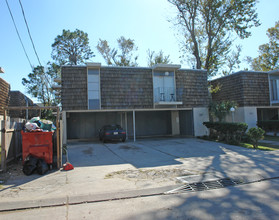 208 Walnut St in Metairie, LA - Building Photo - Building Photo