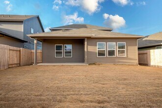 2838 Dell Hollow Dr in Round Rock, TX - Building Photo - Building Photo